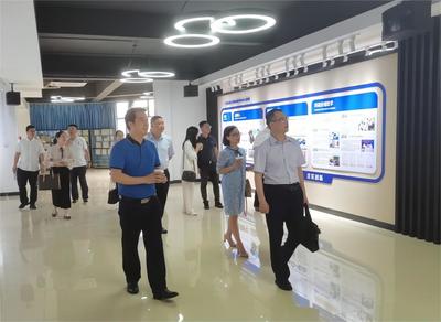 肇慶學院創新創業學院院長肖俊霞一行蒞校調研交流