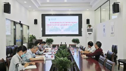 省高校畢業(yè)生就業(yè)指導(dǎo)服務(wù)中心專(zhuān)家組領(lǐng)導(dǎo)來(lái)校開(kāi)展“湖北省大學(xué)生創(chuàng)業(yè)示范基地”考察評(píng)估